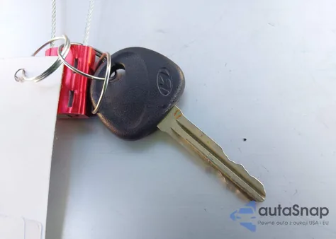 2013 Hyundai Elantra Gls z USA, uszkodzony, nr VIN KMHDH4AEXDU809561